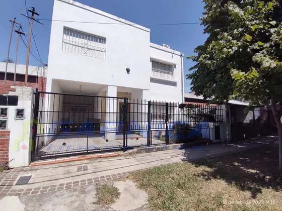 Venta Casa 7 Ambientes Ituzaingó Norte