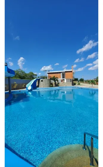 Town House En Alquiler Vacacional En Ciudad Flamingo Chichiriviche