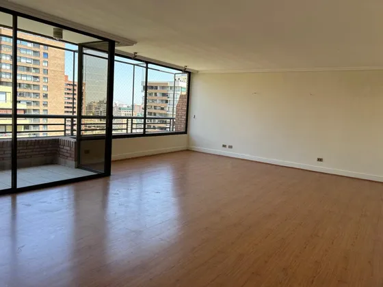 Se Vende Depto 4d 2 Estac En La Gloria