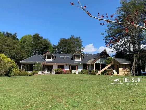 Casa Excelentes Espacios En Loteo Consolidado Puerto Varas