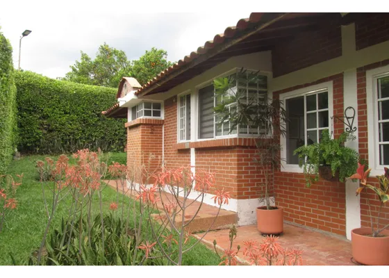 Se Vende Hermosa Casa Campestre Sector El Caimo 