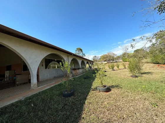 Casa Estilo Colonial Com 620,05m2 Em Um Terreno De 5.000,00m