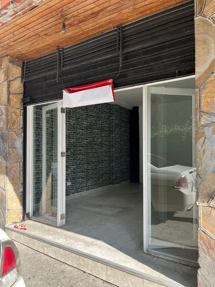 - Local Comercial En Alquiler A Pie De Calle  San Antonio De Los Altos  Zona De Alto Tráfico - Alquila Local Estratégico En San Antonio De Los Altos  Excelente Ubicación Comercial - Local En Alquil