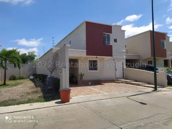 Milagros Inmuebles Casa Venta Barquisimeto Lara Zona Este Ciudad Roca Economica Residencial Economico Código Inmobiliaria Rent-a-house  23-7862