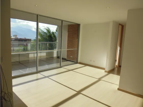 Apartamento En Arriendo En Envigado, Loma Del Esmeraldal