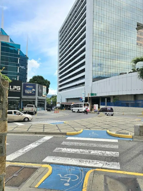 Exclusiva Oportunidad!, Venta Espectacular Apto En Los Palos Grandes, 4ta Av.