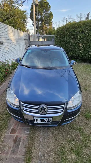Volkswagen Vento 2.5 Luxury 170cv