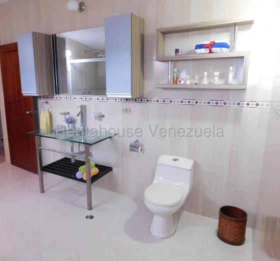Elegante Casa En Venta En Cabudare En Zona La Puerta Precio De Oportunidad Contactame Soy Tu Agente Inmobiliario De Confianza Mehilyn Perez