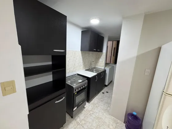 Apartamento Equipado En Alquiler En Paraparal. Res. Caranday