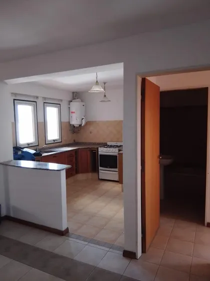Departamento En Venta - 3 Dormitorios 2 Baños - Cochera - 400mts2 - Villa María, Córdoba