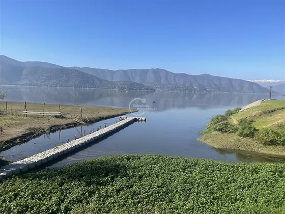 Excelente Parcela En Condominio En La Laguna De Aculeo.