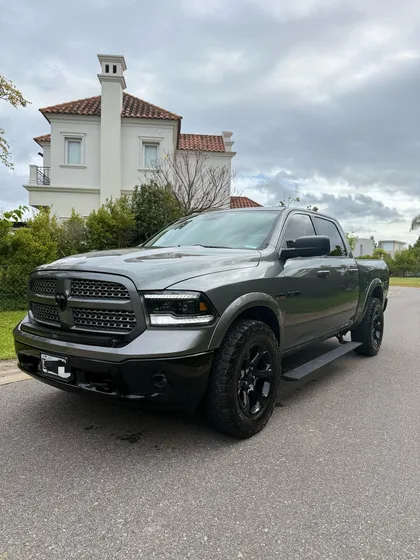 Ram 1500 5.7 Laramie Atx V8