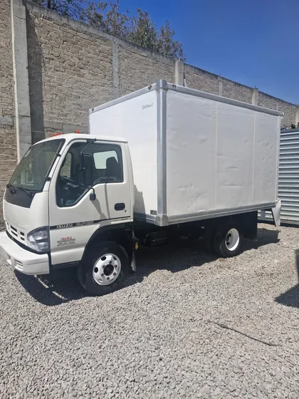 Isuzu Elf 400 Modelo 2008