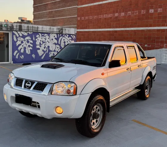 Nissan Frontier 2.4 Nafta 4x4 Impecable!