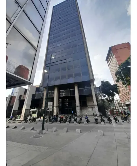 Vendo Oficina 384m2 El Recreo 9367