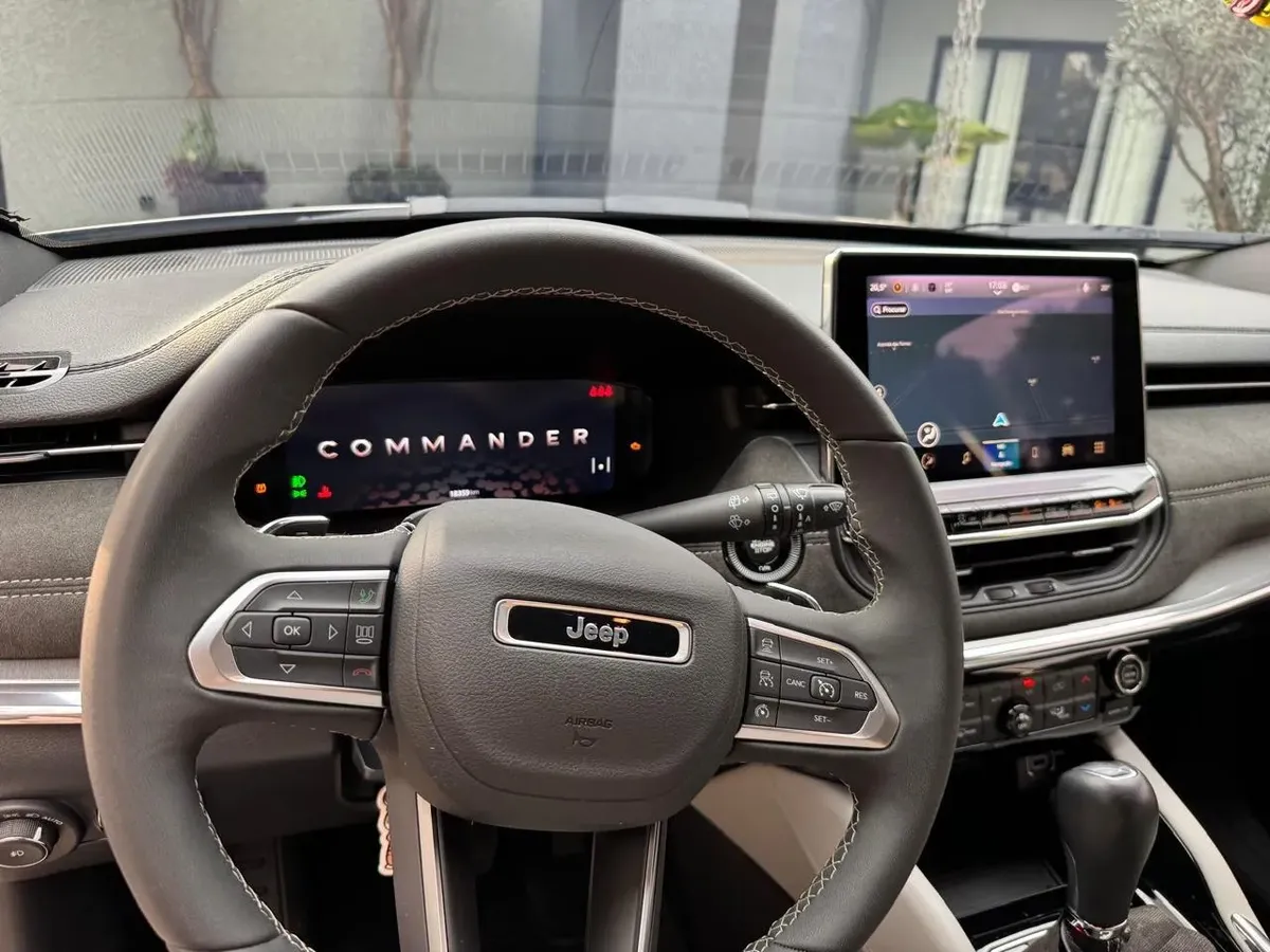 Jeep Commander 2022 1.3 Overland Turbo Flex Aut. 5p — foto 4