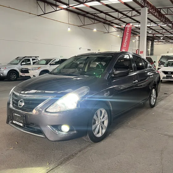 Nissan Versa 1.6 Advance At