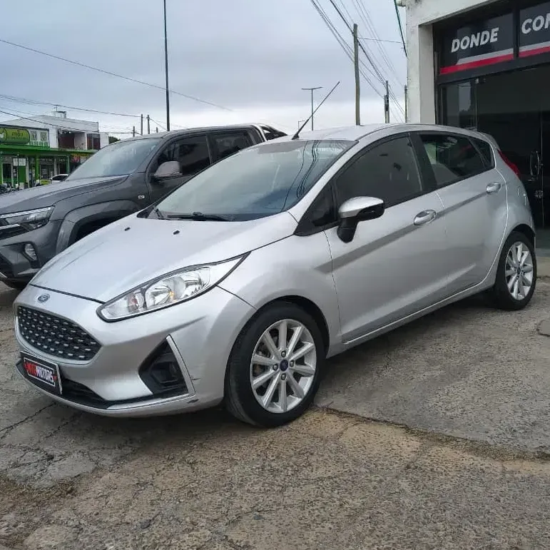Ford Fiesta Kinetic 1.6 SE Powershift 120 hp
