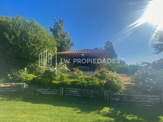 Casa En Arriendo En Condominio 5d / Limache