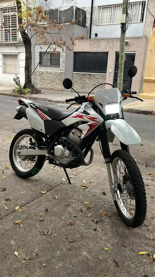 Honda Xr 250 Tornado 2020 Titular