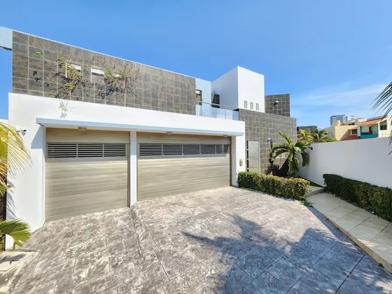 Casa En Venta En Playas Del Conchal