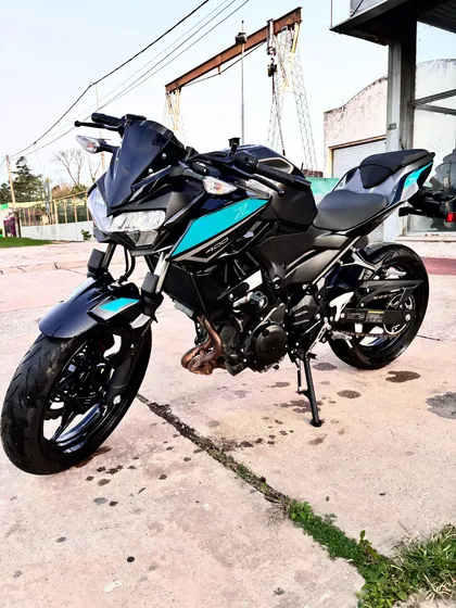 Kawasaki Z400 2024