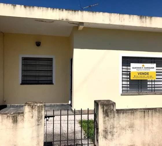 Casa  En Venta Ubicado En Llavallol, Lomas De Zamora, G.b.a. Zona Sur