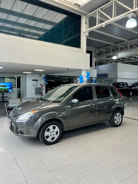 Ford Fiesta Max