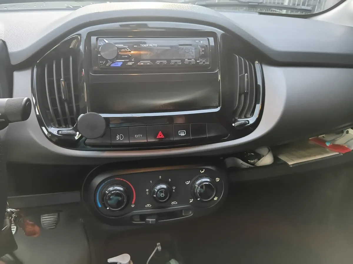 Fiat Uno 2017 1.0 Way Flex 5p — foto 6