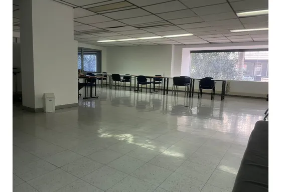 Local En Arriendo, Avenida Jimenez, Zona Financiera Y Comercial