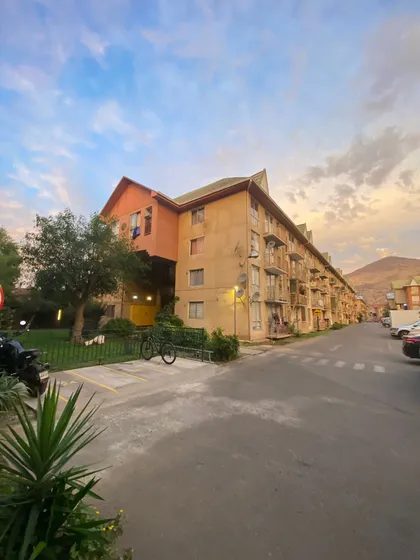Comodo Departamento En Venta, Quilicura