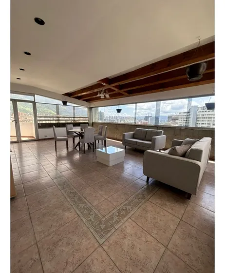 Se Alquila Ph 400m² 4h+1s/4b+1s/2e Altamira