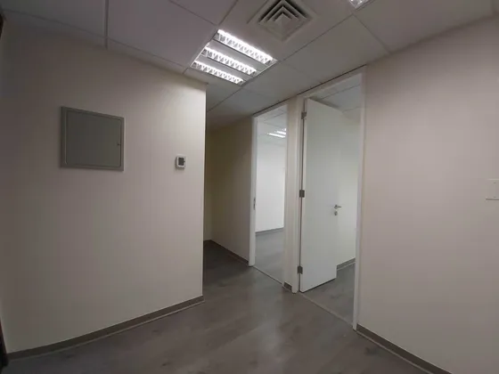 Oficina Con Bodega + Estacionamiento!  (99424)