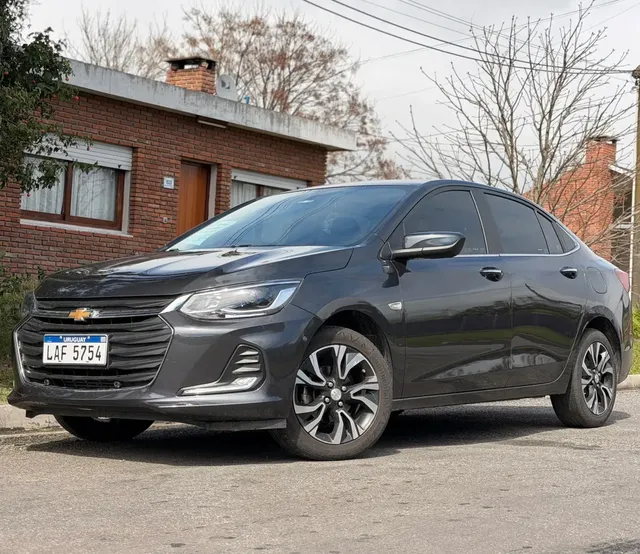 Chevrolet Onix Plus 1.0t Premier At