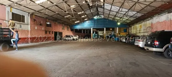 Galpón / Deposito Industrial  Alquiler Catia Mls- 23-10902 