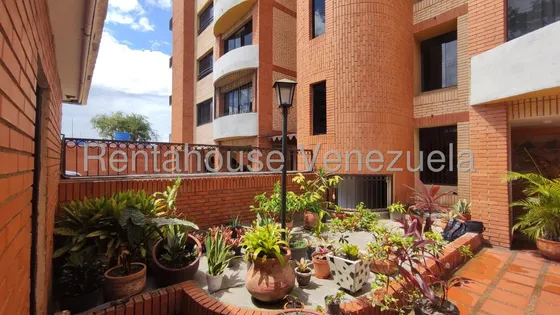 Apartamento En Venta Ubicado En Urb Del Este Barquisimeto Profesional Inmobiliario Mehilyn Perez ==?
