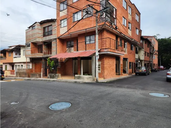 Local En Arriendo En El Sector Calasanz Santa Lucia 