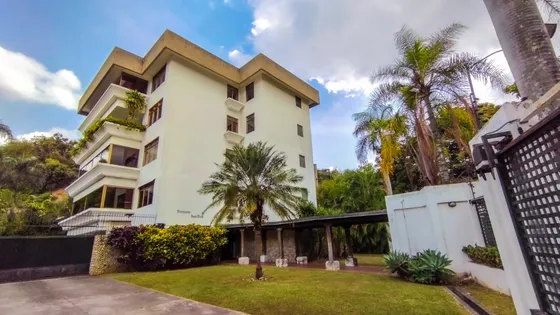 Apartamento En Venta En Chuao Mun Baruta Con 248.20m²