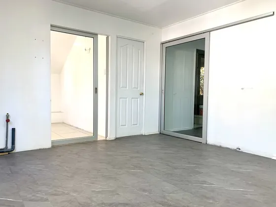 ¡rebajada! Oficina 2 Y 3 Piso/ 7 Privados/ 2 Est.