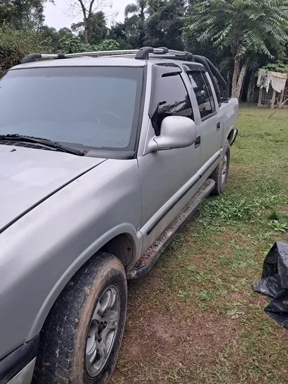 Chevrolet S10 2.2 Std Cab. Dupla 4p