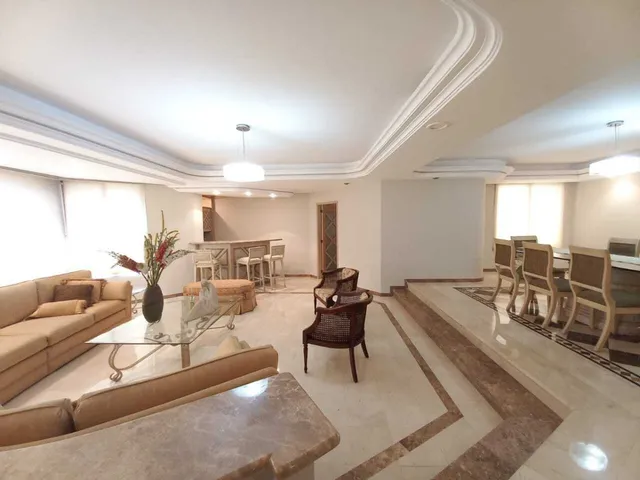 En Venta Edificio Mediterranee, Sector La Lago 