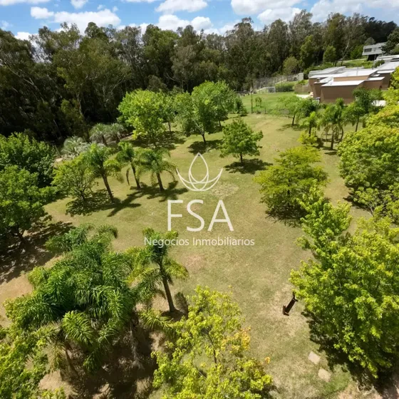 Venta Terreno Arbolado Barrio Privado Amenities 2000 M2 Cumbres De Carrasco Canelones G