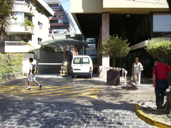 Estacionamiento Próximo Metro Estación Tobalaba