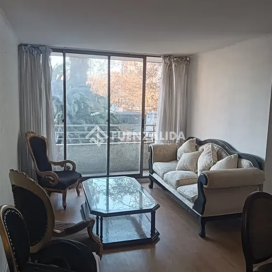 Departamento En Venta De 3 Dorm. En Macul