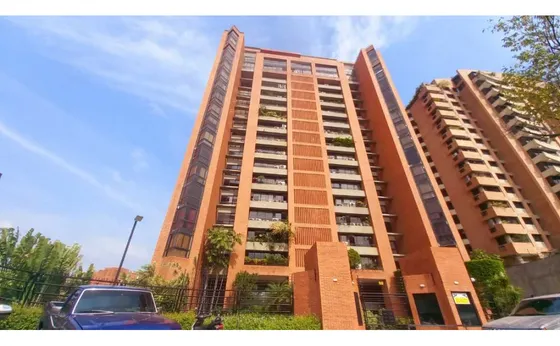 Se Alquila Apartamento 170m2 Los Dos Caminos 7907