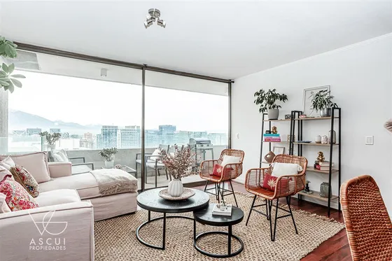 Departamento En Venta De 2 Dorm. En Las Condes