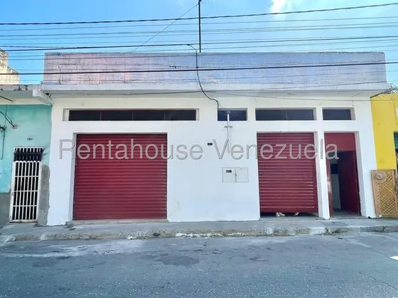 Erika Armeya Alquila, Local Ubicado En El Centro De Barquisimeto. Flex: 25-15653