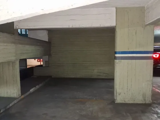  Cochera Fija Y Cubierta De  15  M2 Villa Urquiza