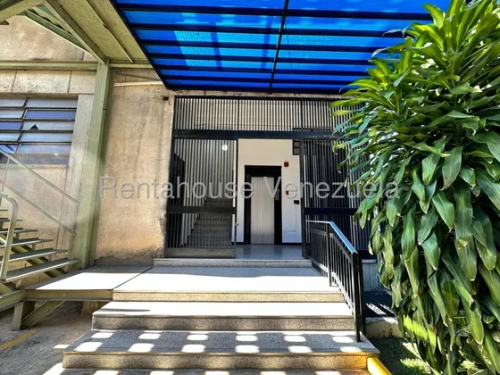 Se Alquila Galpón Depósito Industrial En Boleita Norte 25-23438