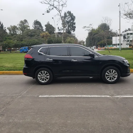 Nissan X-trail At Sense